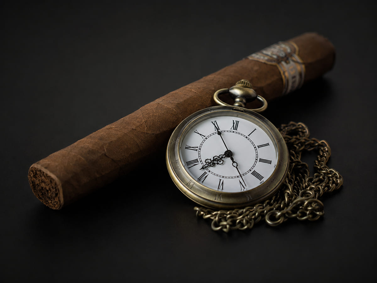 cigar-and-clock