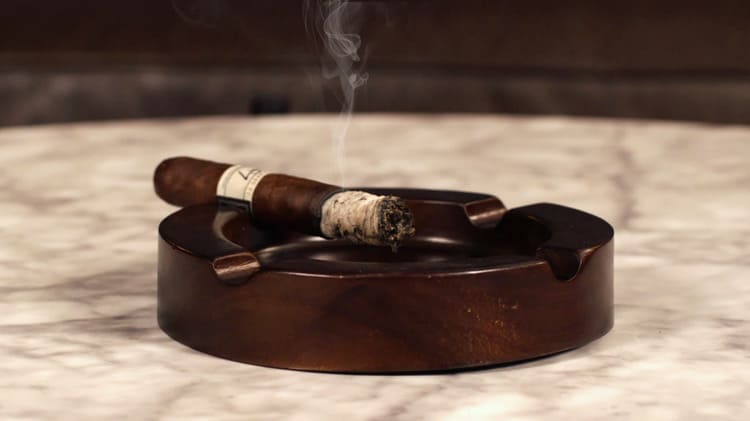 Liga-Privada-No-9-half-smoked